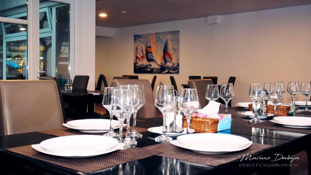 Hotel Agora Neptun Zewnętrze zdjęcie