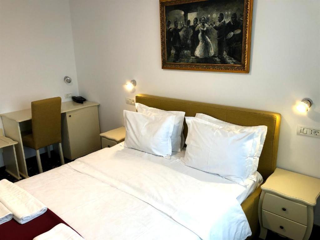 Hotel Agora Neptun Zewnętrze zdjęcie