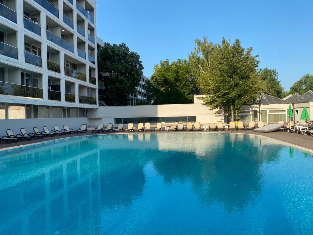 Hotel Agora Neptun Zewnętrze zdjęcie
