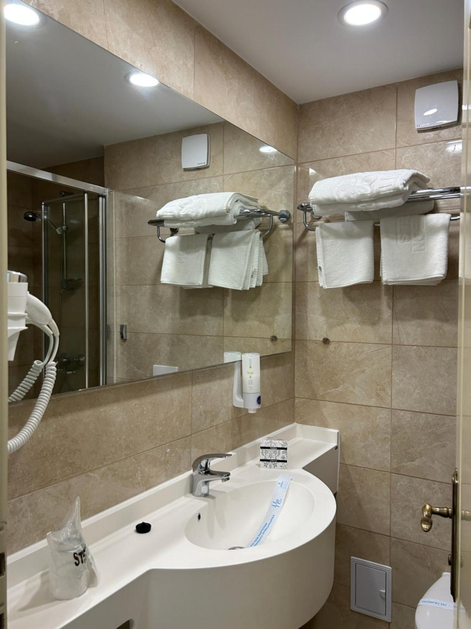 Hotel Agora Neptun Zewnętrze zdjęcie