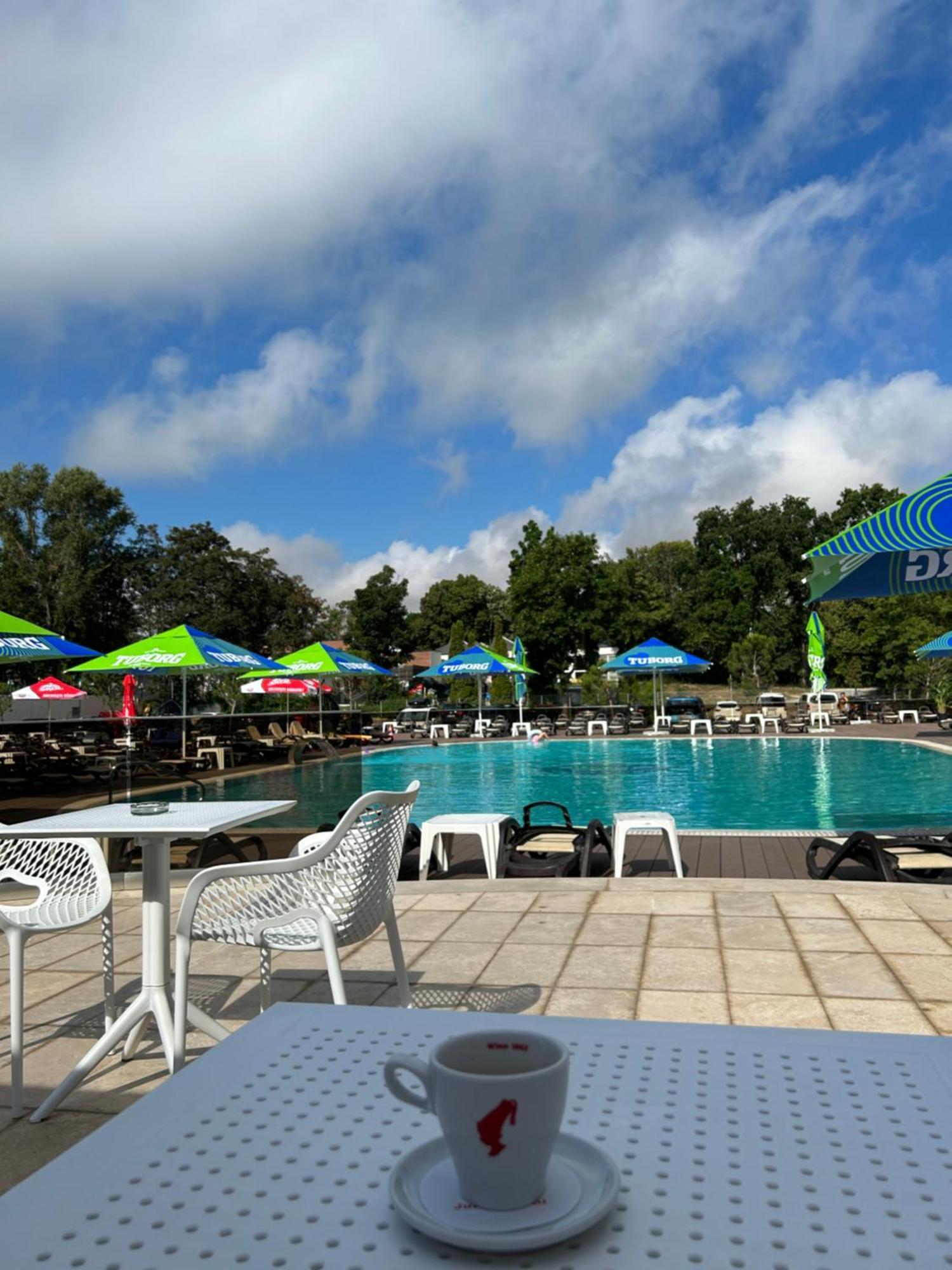 Hotel Agora Neptun Zewnętrze zdjęcie